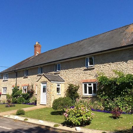 Quiet Woman House Bed & Breakfast Halstock Екстериор снимка